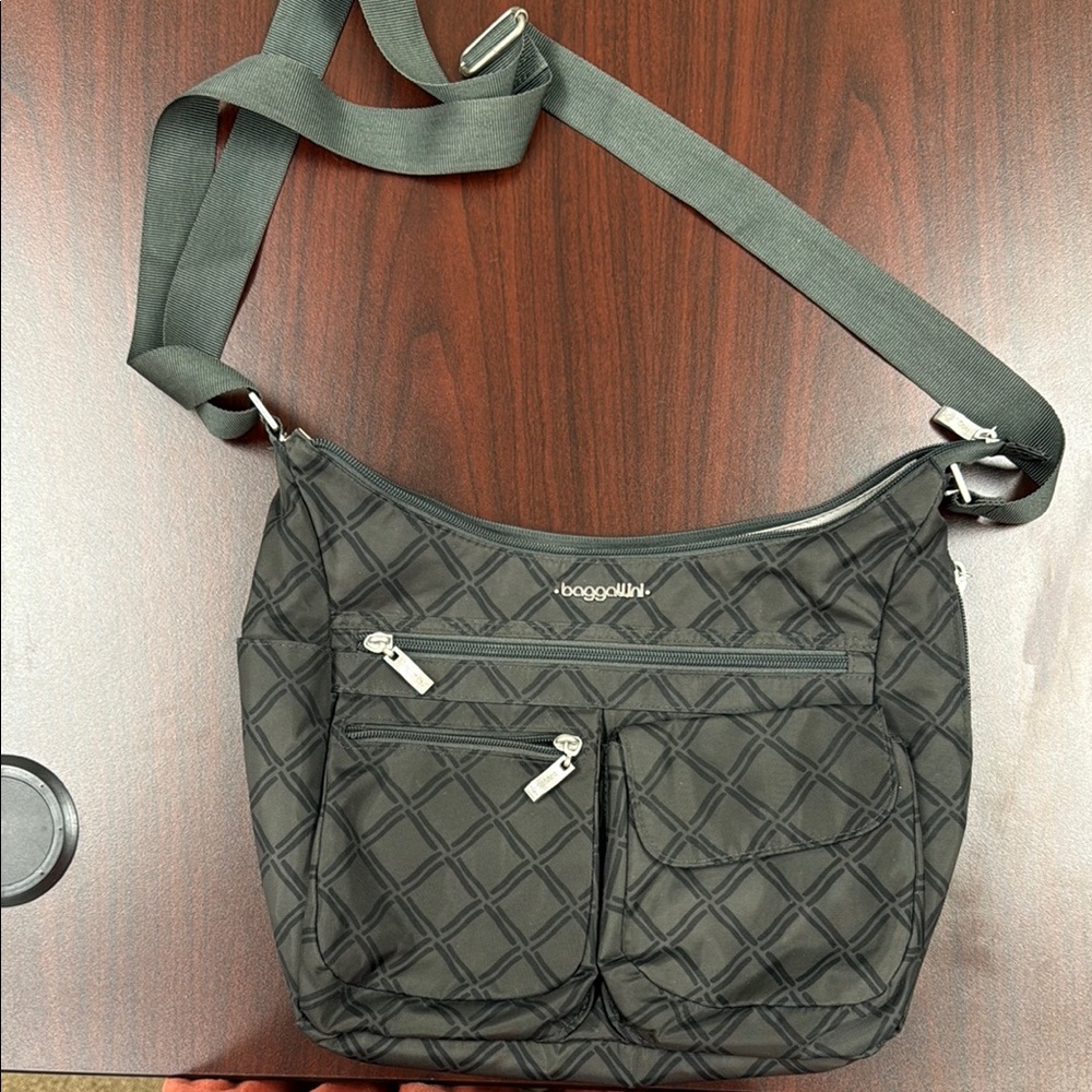 Baggallini Black Crossbody Bag with Quilted Design